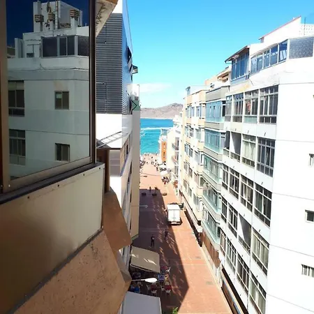 City Beach Home Apartment