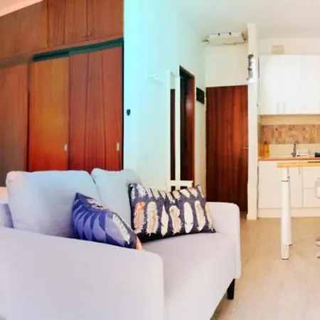 Apartment City Beach Home *