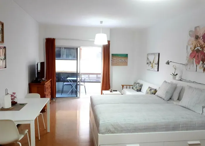 City Beach Home Lejlighed