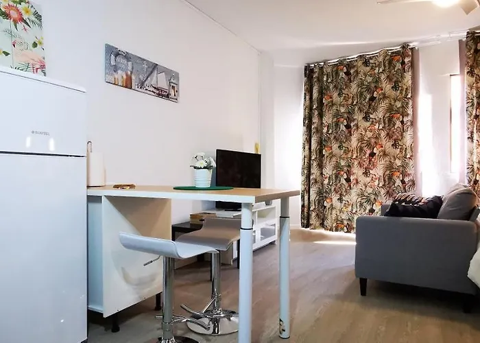 City Beach Home Apartmán